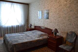 Гостиница Каскад Волгоград Семейный двухместный номер с 1 кроватью-1